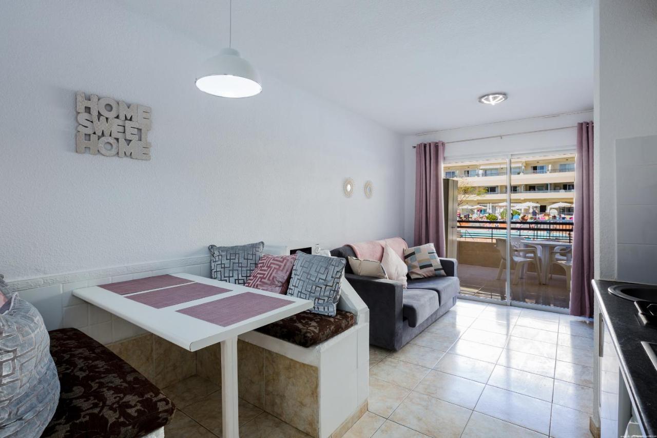 Great Location 1 Bedroom Apartment アデヘ エクステリア 写真